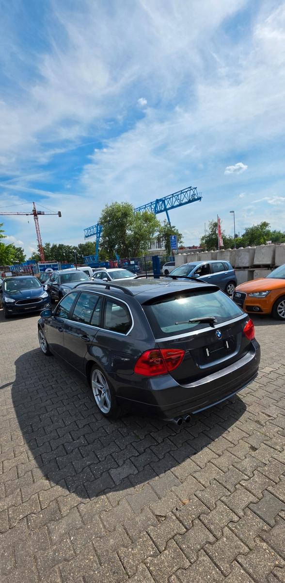 BMW 325 2006 — photo 10