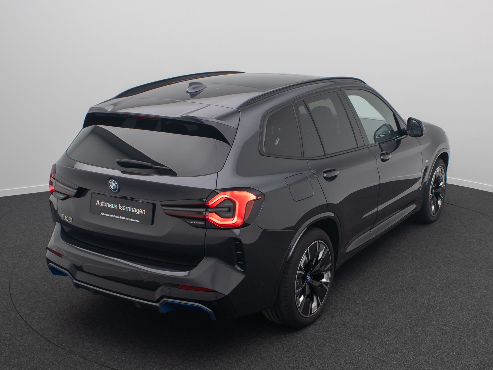 Fahrzeugabbildung BMW iX3 IMPRESSIVE 360° HUD H/K DAB Komfort Panorama