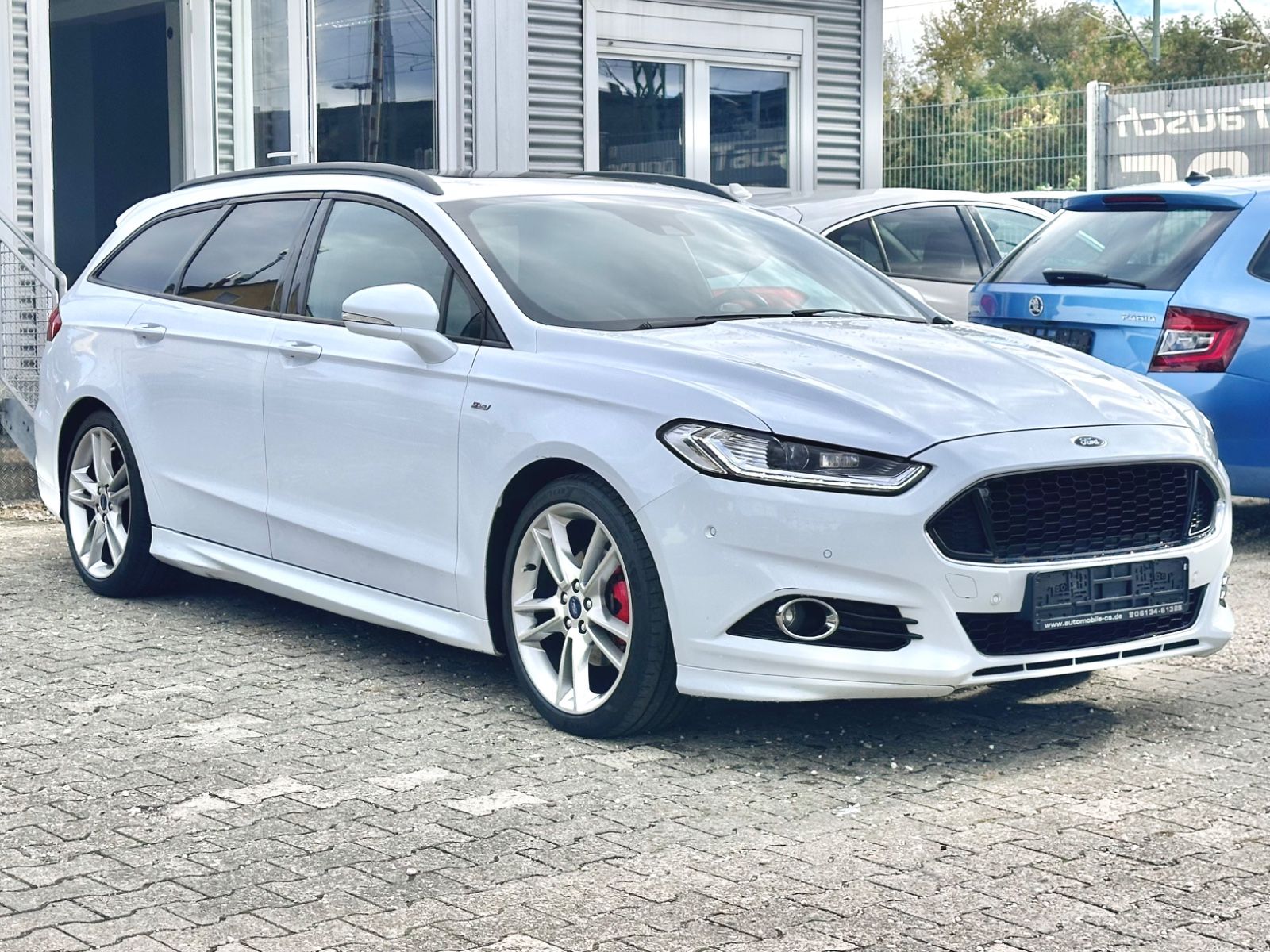 Fahrzeugabbildung Ford MONDEO TURNIER ST-LINE*KAMERA+LED*