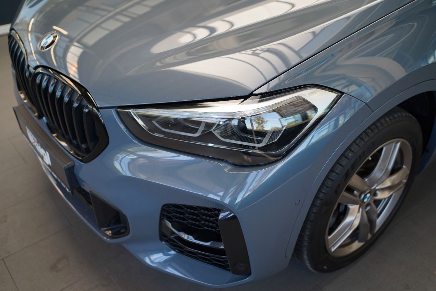 Fahrzeugabbildung BMW X1 xDrive20i M Sport Lenkradheiz+LED+AHK+Head Up
