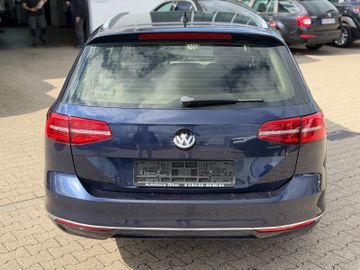 Volkswagen Passat Variant - 9