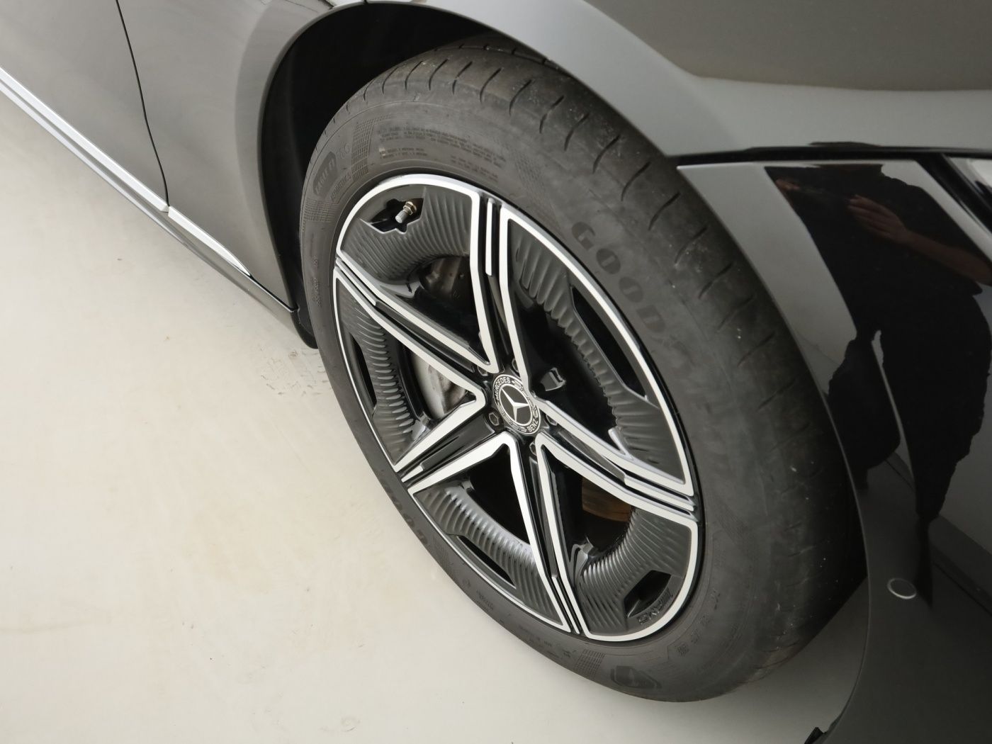 Mercedes-Benz EQS 450 AMG-Line Airmatic Sitzklima 360°Kamera foto 22