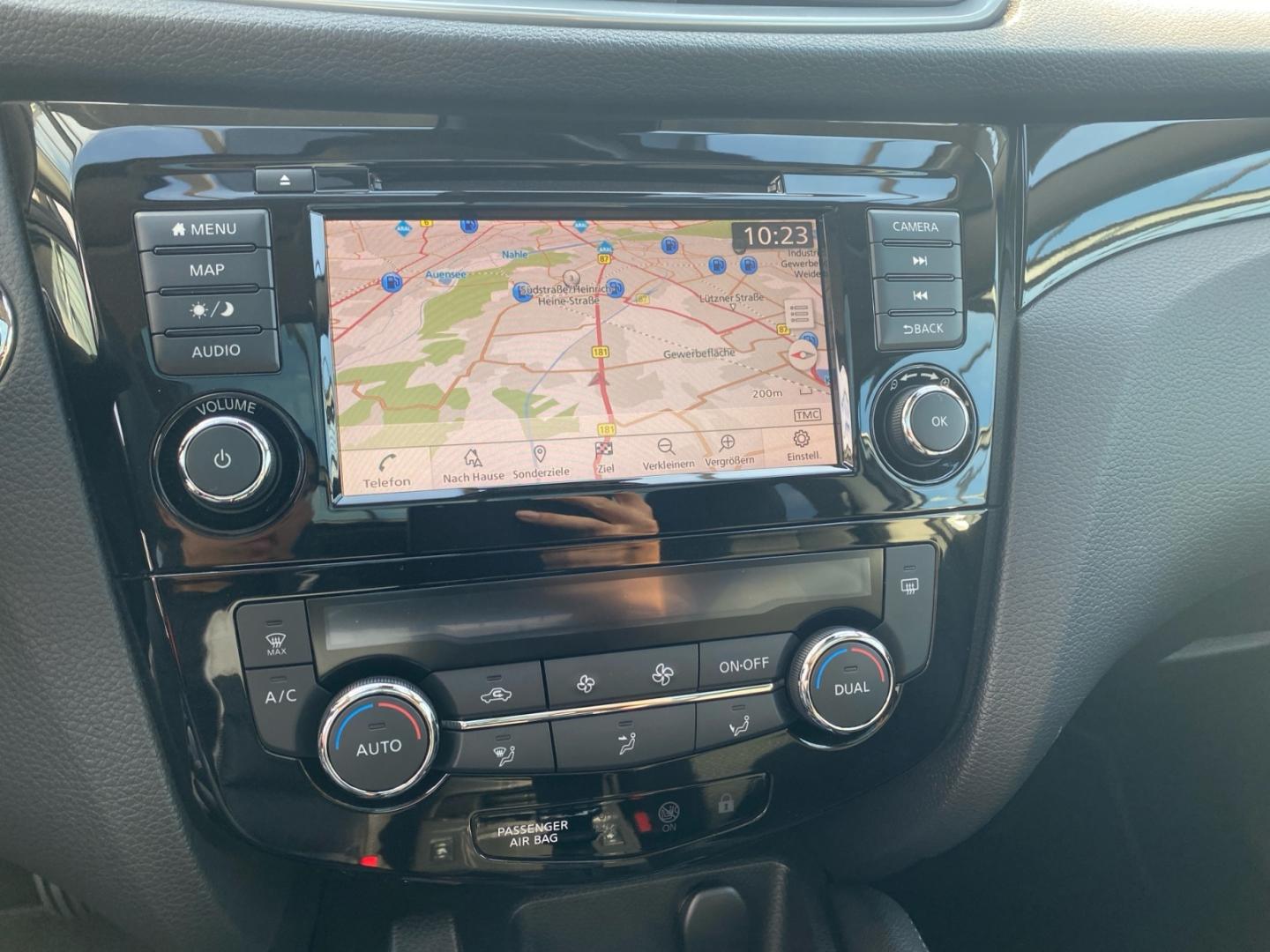 Nissan Qashqai 1.3 DIG-T N-Connecta *Pano*360°*SHZ*Navi, миниатюра 12