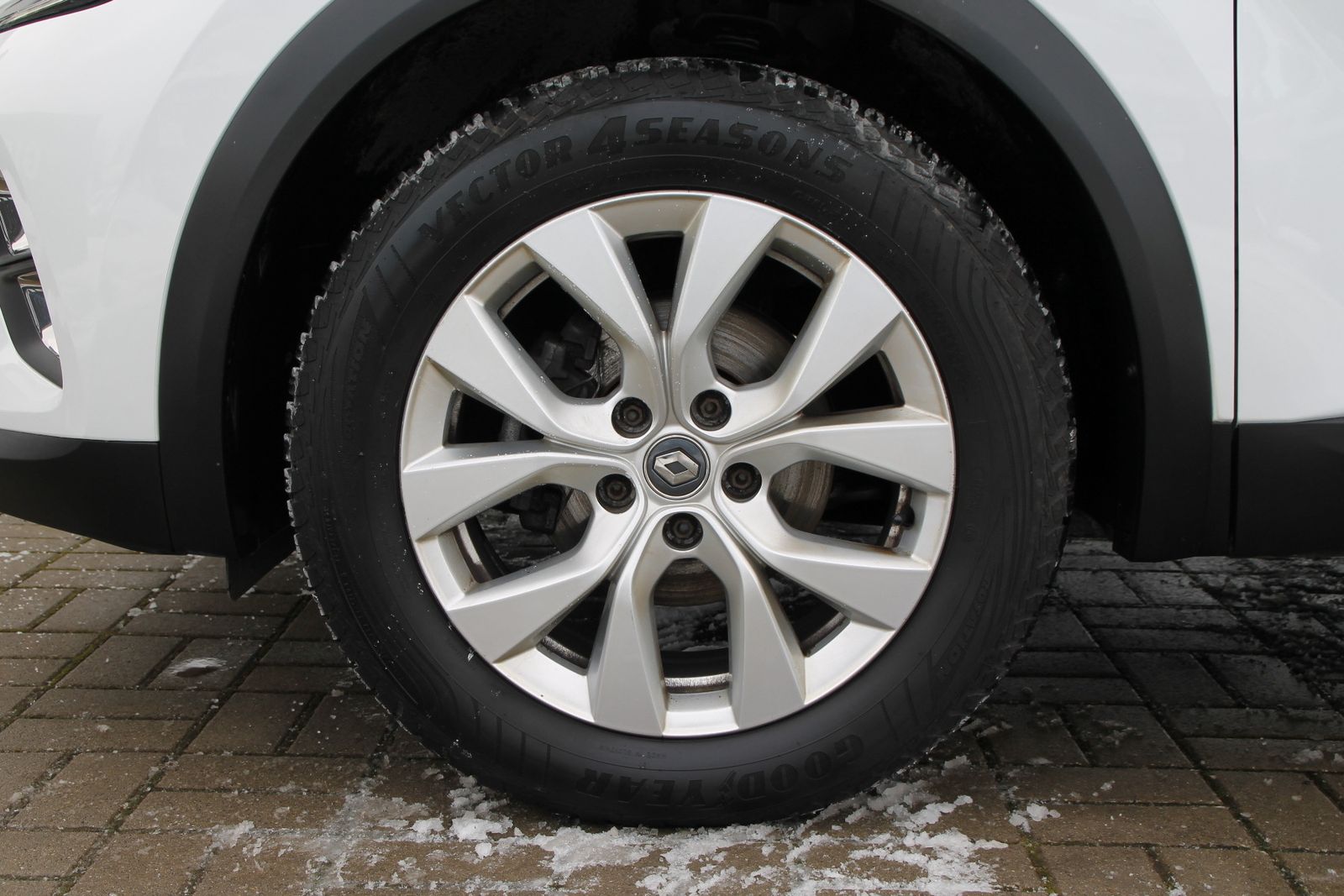 Fahrzeugabbildung Renault Captur INTENS TCe 100