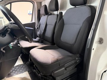 Opel Vivaro - 6