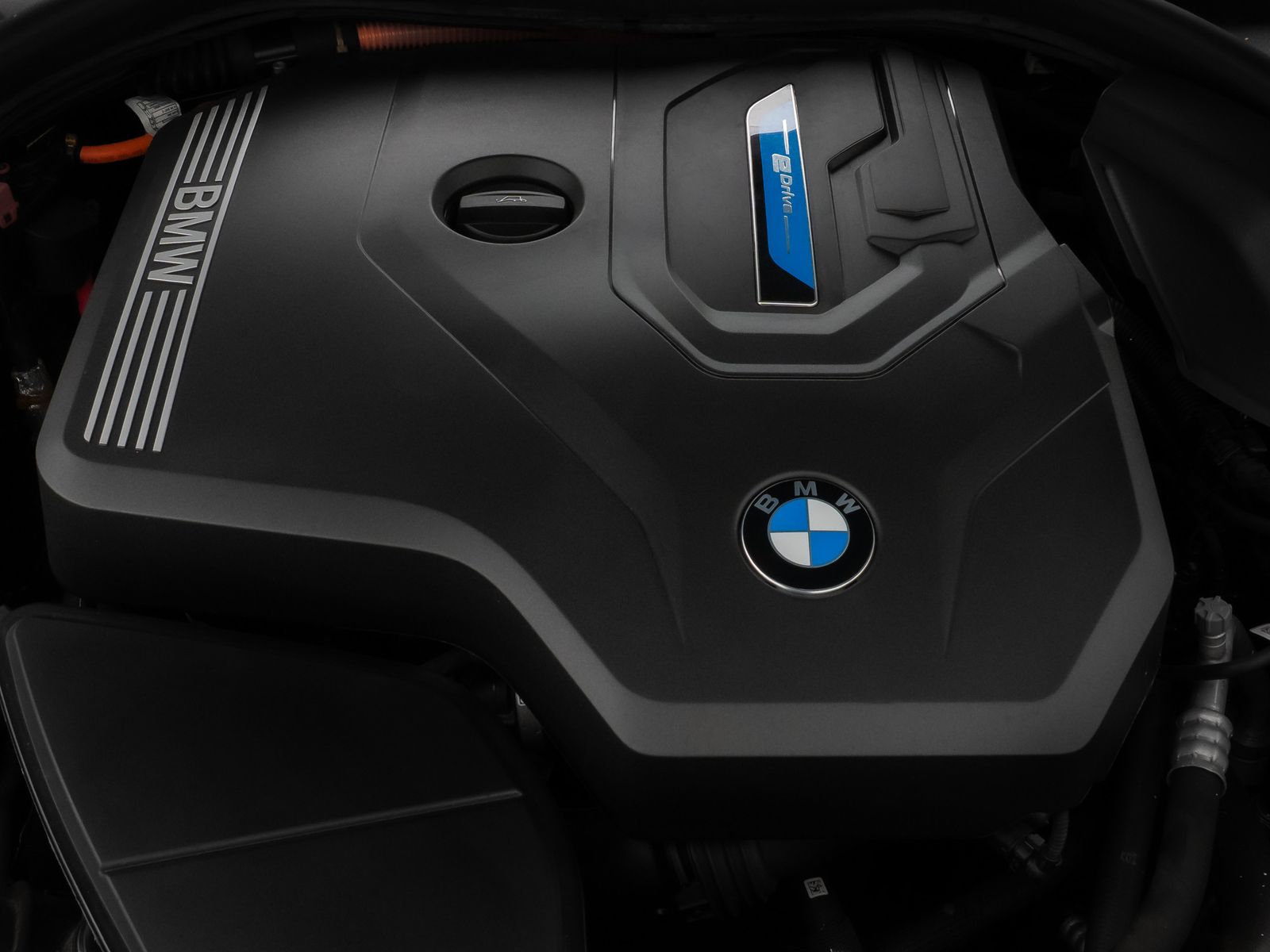 Fahrzeugabbildung BMW 530e M Sport Panorama Laser Kamera HUD DAB H/K