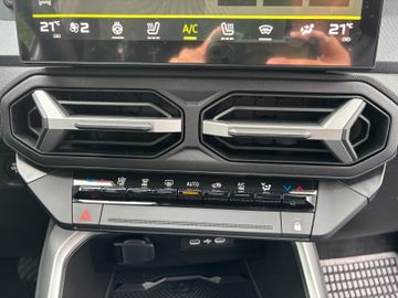 Dacia Bigster hybrid-G 150 4x4 Journey