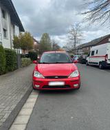 Ford Focus *Automatik* - Ford Focus mit Benzin-Antrieb: Kleinwagen, Automatik