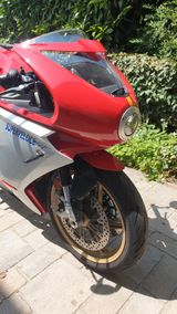 MV Agusta Superveloce 800 - MV AGUSTA SUPERVELOCE 800