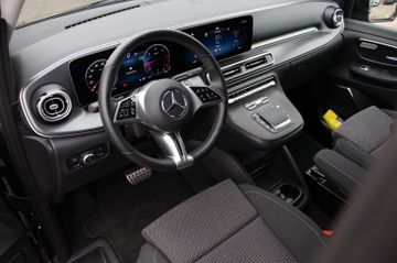 Mercedes V 220 - 7