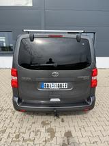 Toyota Proace (Verso) 2,0-l-D-4D 130kW L1 Family Au... - Toyota Proace (Verso) 8-Sitzer