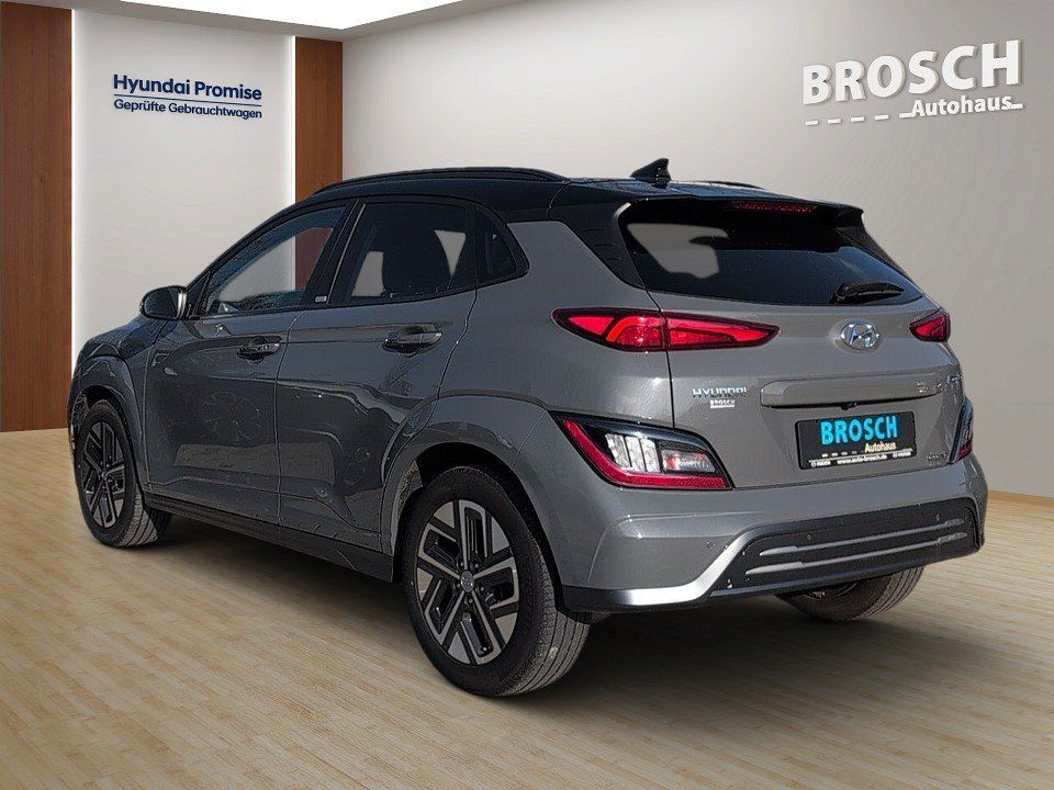 Fahrzeugabbildung Hyundai KONA EV 39kWh TREND NAV/ASS-P 1HD GARANTIE-11.29