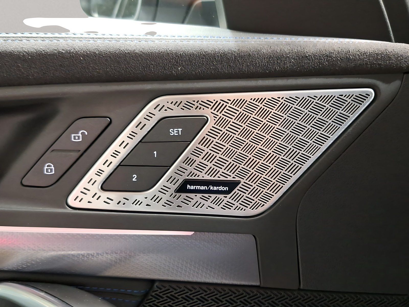 BMW iX2 - Bild 18