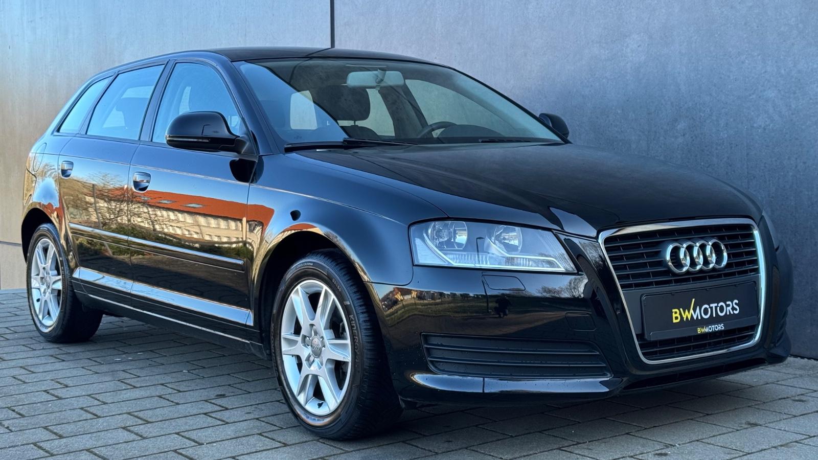 Audi A3 Sportback 1.4 TFSI Attraction |PDC|