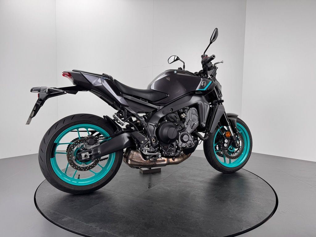 Fahrzeugabbildung Yamaha MT-09 Y-AMT 35 KW *TOP-ZUSTAND *SERVICE NEU