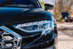 AUDI A8 50TDI LANG/ STANDHZG./ 21"/ S-LINE/ FOND TV AUDI A8 50TDI LANG/ STANDHZG./ 21"/ S-LINE/ FOND TV