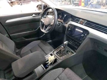 Volkswagen Passat Variant - 7