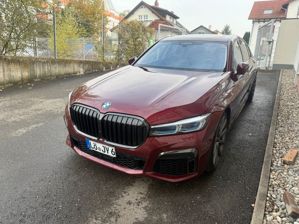 Image of BMW M760