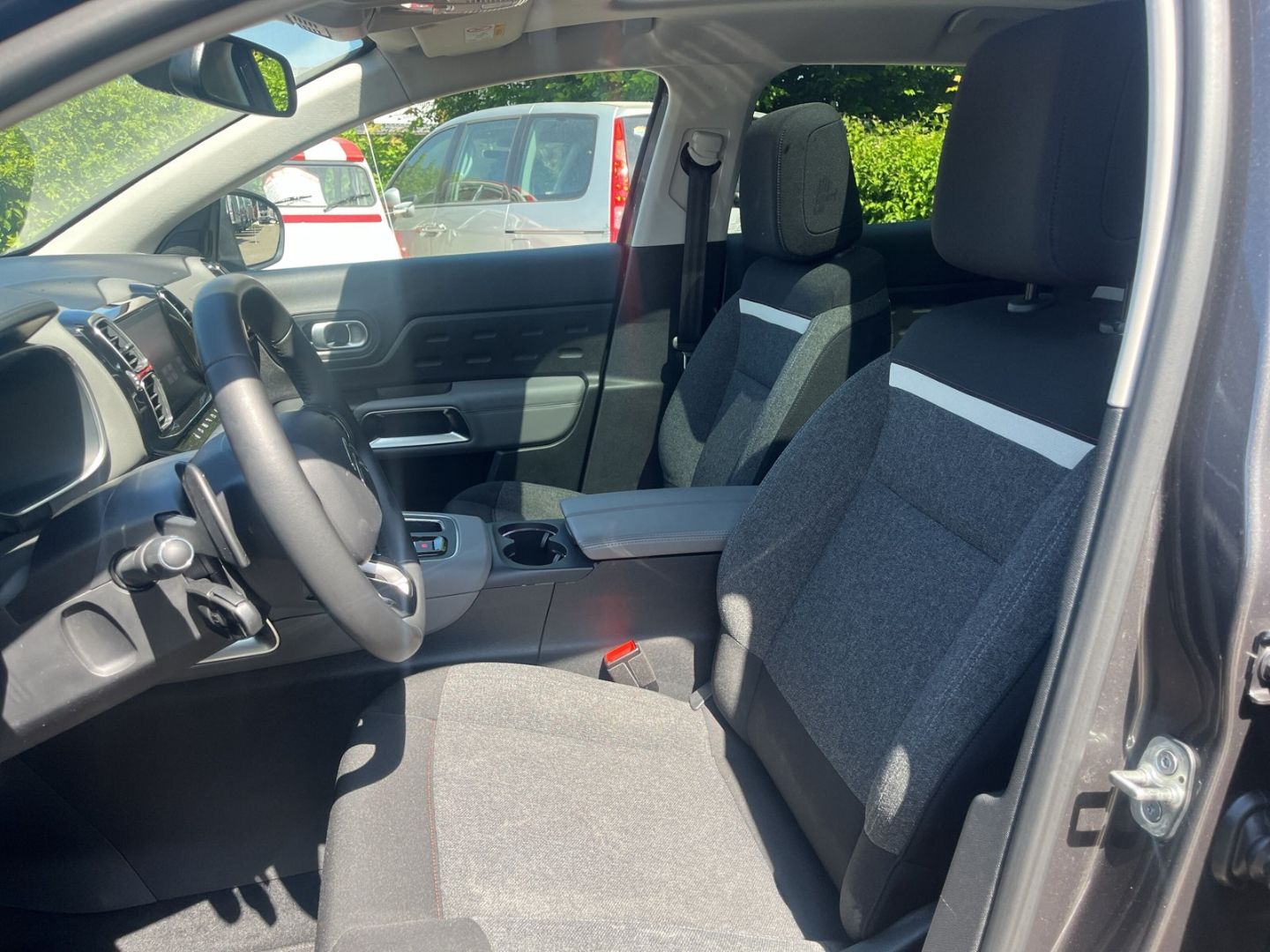 Fahrzeugabbildung Citroën C5 Aircross 1.2 PureTech 130 EAT8 Feel CarPlay