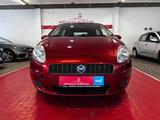 Fiat Grande Punto + FM + CD* - Fiat Grande Punto: Kleinwagen