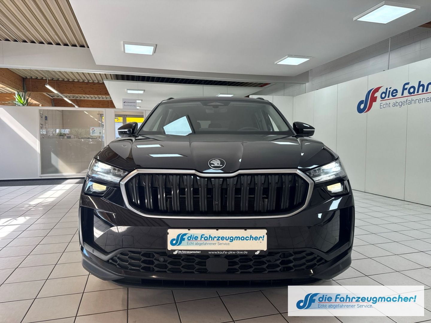 Fahrzeugabbildung SKODA Kodiaq 2.0 TDI 110 kW Selection HUD AHK-klappbar