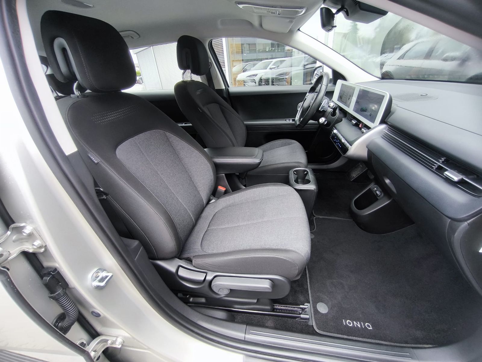 Fahrzeugabbildung Hyundai Ioniq 5 NAVI+LED+SHZ+KAMERA+ACC+AHK+19"+