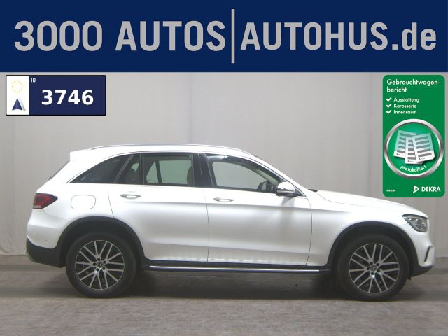 MERCEDES-BENZ GLC 300 de 4M Leder Navi LED Widescreen Pano