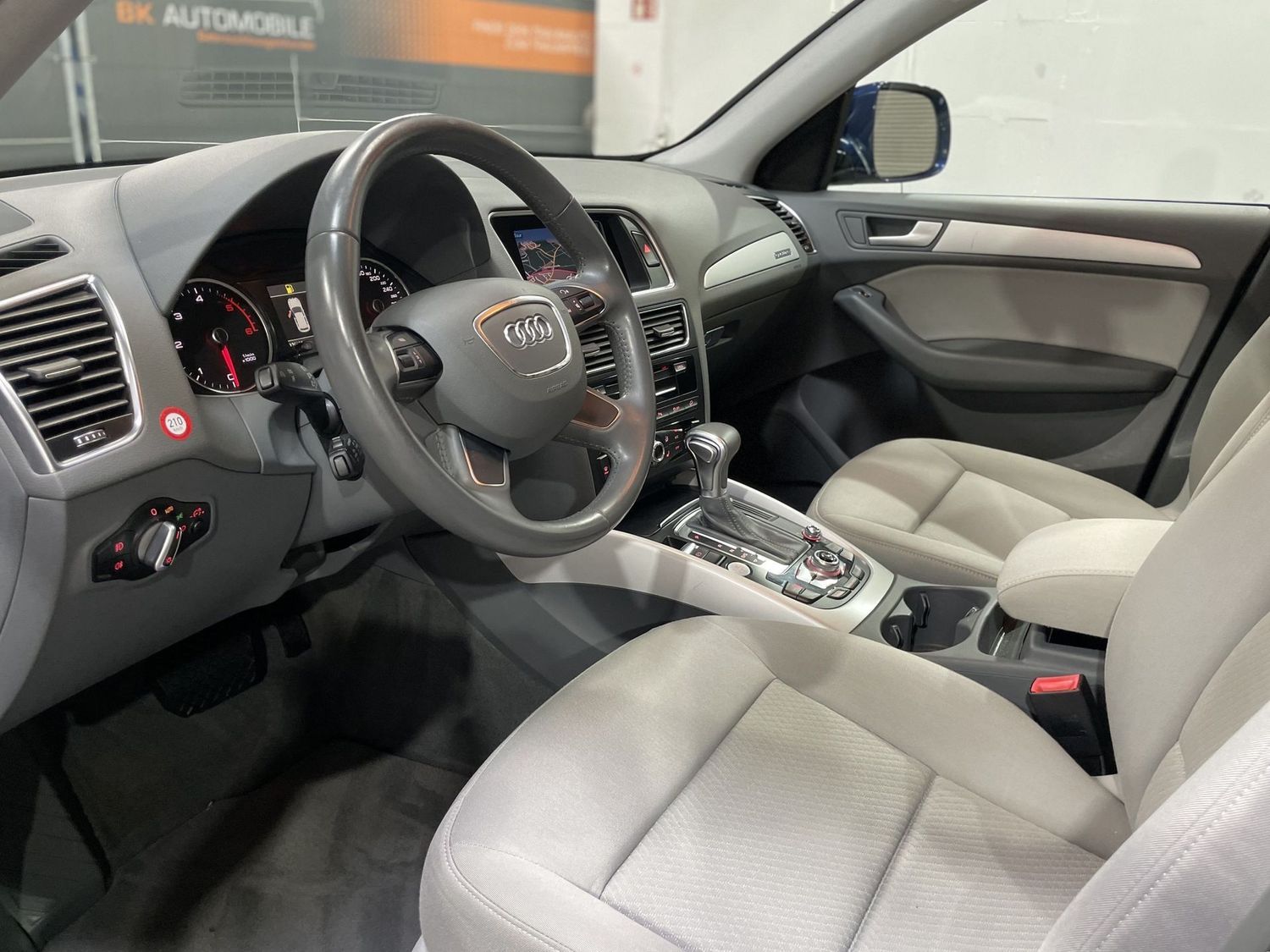 Fahrzeugabbildung Audi Q5 2.0 TDI quattro#Xenon#ACC#Spur#Keyless#Sound