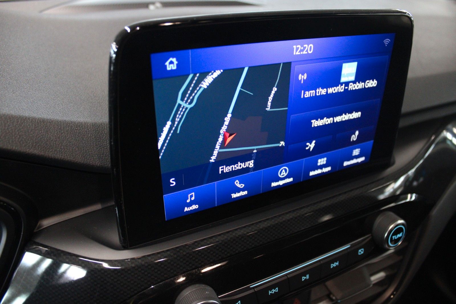 Fahrzeugabbildung Ford Kuga 2.5 PHEV ST-Line X Aut. LED CAM el. AHK uvm