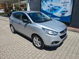 Hyundai ix35 Comfort 2WD * PDC * 8xALU * TÜV 12/27 - Hyundai ix35 in München