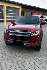 Isuzu D-Max Double Cab 4WD Autm. V-Cross - Isuzu D-Max: V Cross