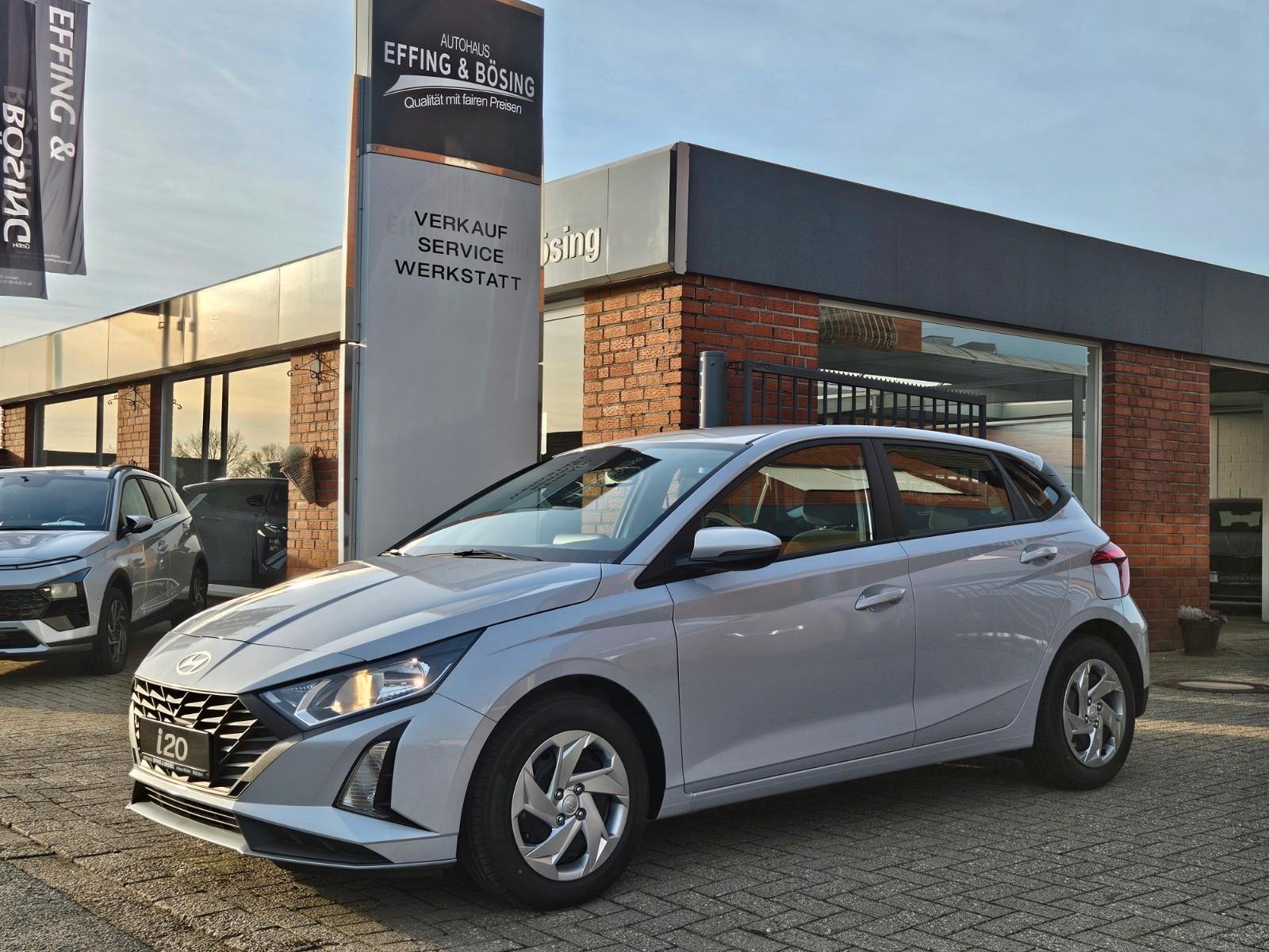 Hyundai i20 FL-Klima-NAVI-PDC-CAM-SHZG-LKAS-Temp.-BT