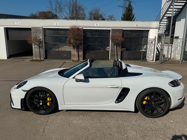 Porsche Boxster 718 Spyder  Ceramic-Navi-20"