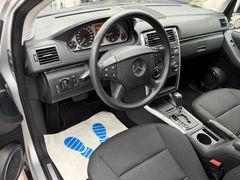 Fahrzeugabbildung Mercedes-Benz B 170 / Automatik Klimaanlage