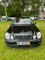 Mercedes-Benz E 220 CDI T AVANTGARDE Avantgarde - gebrauchte Mercedes-Benz E 220 aus dem Jahr 2005