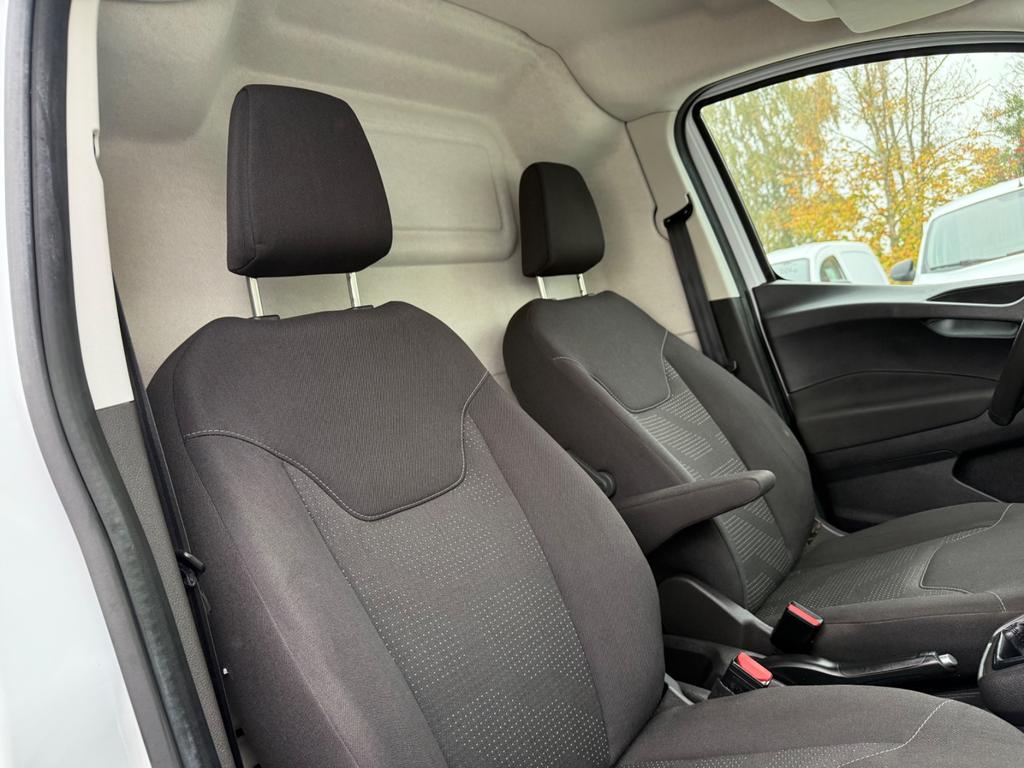 Ford Transit Courier