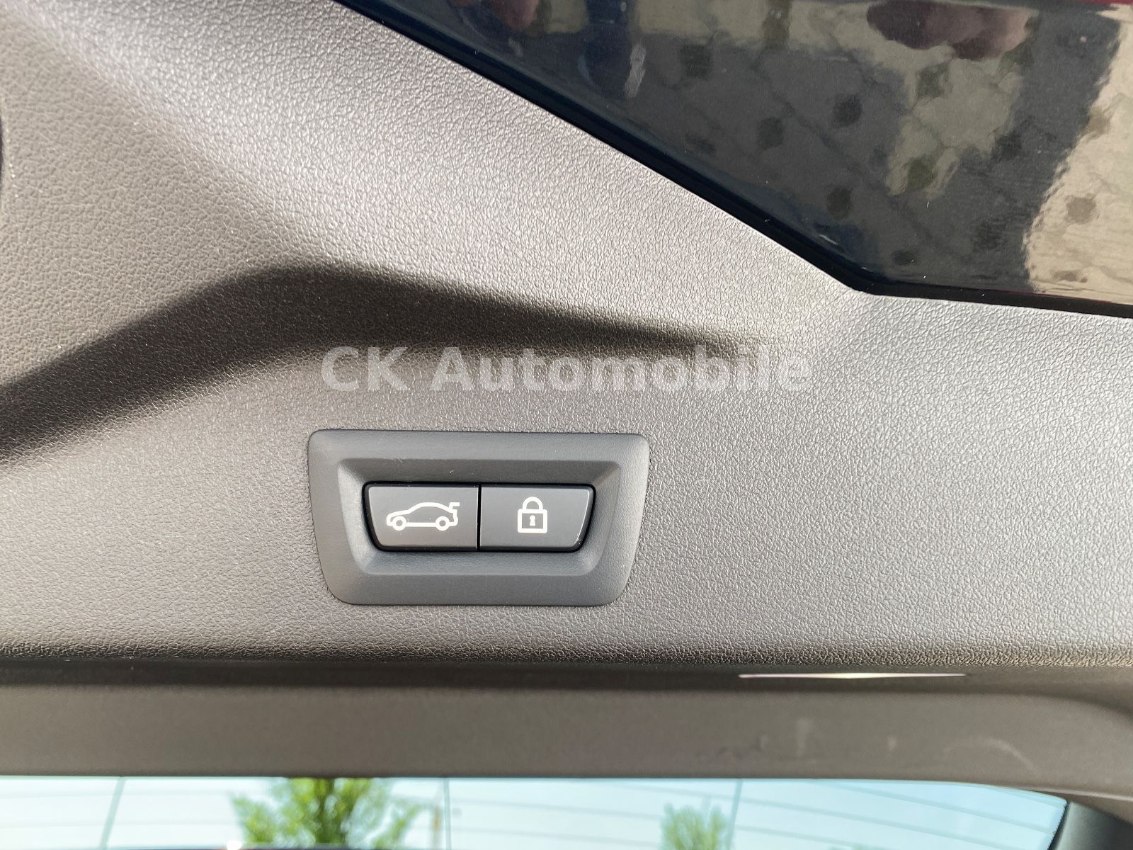 Fahrzeugabbildung BMW X5 xDrive 40d M-Sport/laser/Head-Up/Pano/ACC/AHK