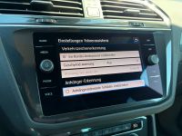 Volkswagen Tiguan 2.0 TSI DSG 4M R-LINE 1.HD LEDER AHK H-UP bei Autohaus Landmann & Maier OHG