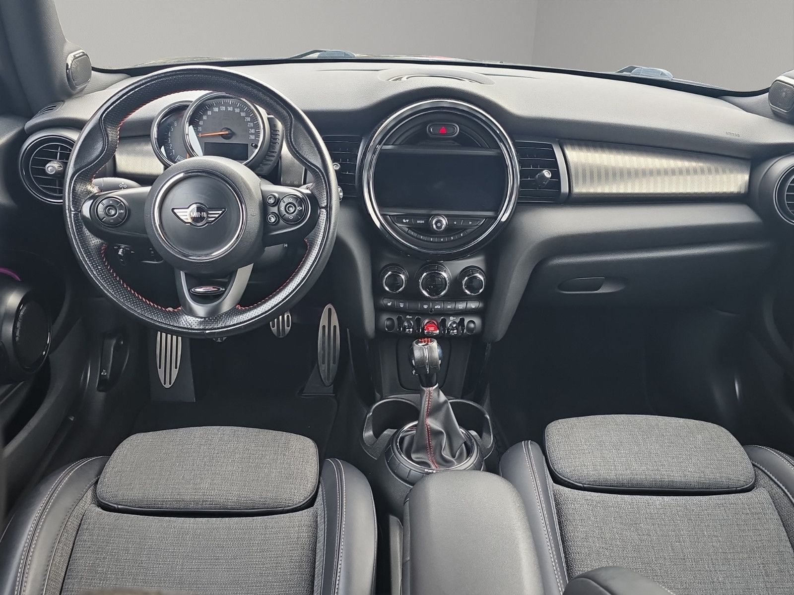 Fahrzeugabbildung MINI COOPER S Mini John Cooper Works Harman-Kardon