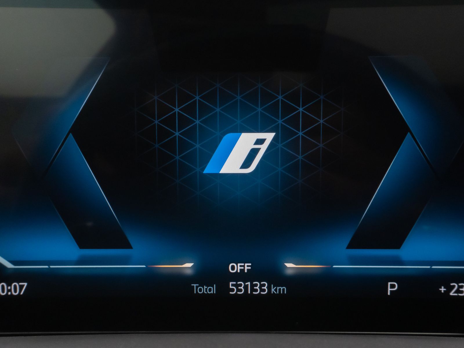 Fahrzeugabbildung BMW X5 xD50e M Sport Pro Pano 360°HUD DAB H/K SoftCl