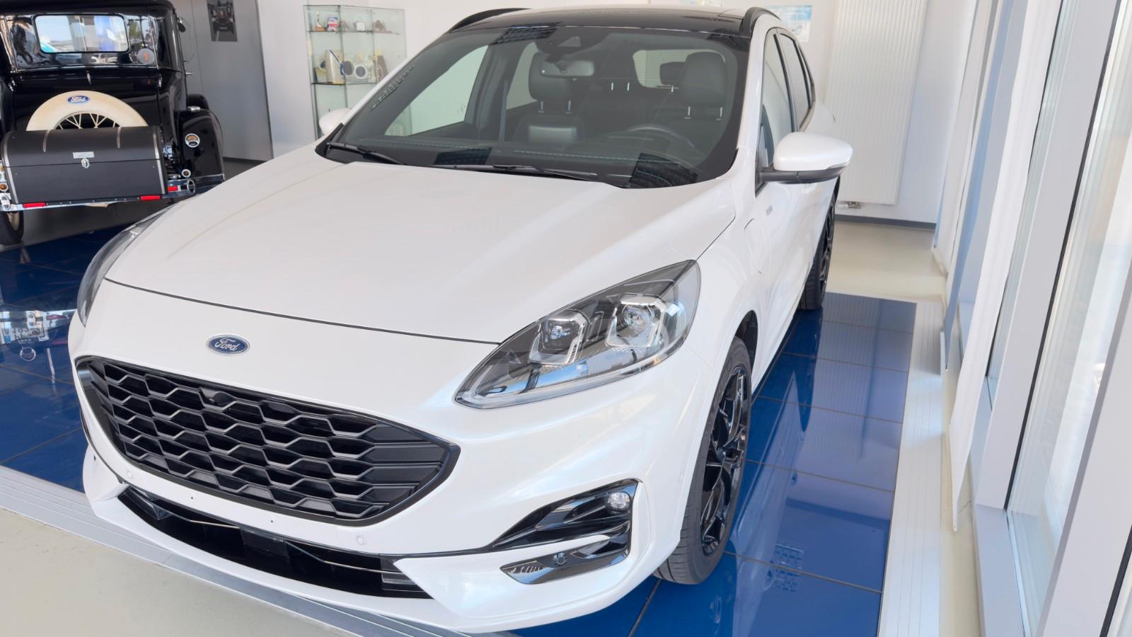 Ford Kuga Plug-In Hybrid ST-Line X