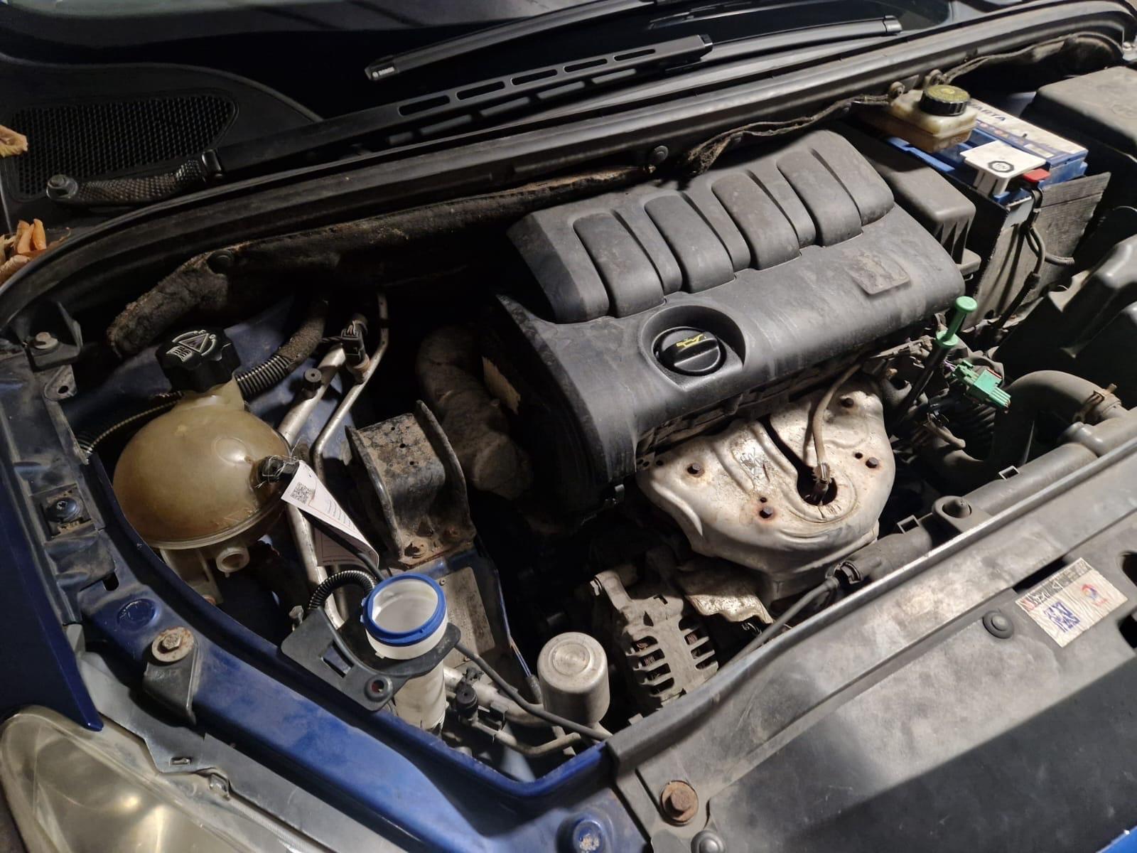 Peugeot 307 2005 — photo 13