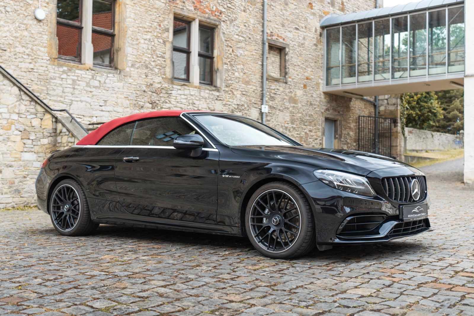 Fahrzeugabbildung Mercedes-Benz C 63 AMG  CABRIO AMG LED BURMESTER NAV KAMERA