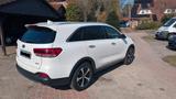 Kia Sorento 2.2 CRDi AWD Spirit | Automatik - Kia Sorento Gebrauchtwagen in Hamburg