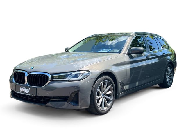 BMW 520dA xDrive 3xKlima+Glasdach+LED+ParkAssist+AHK