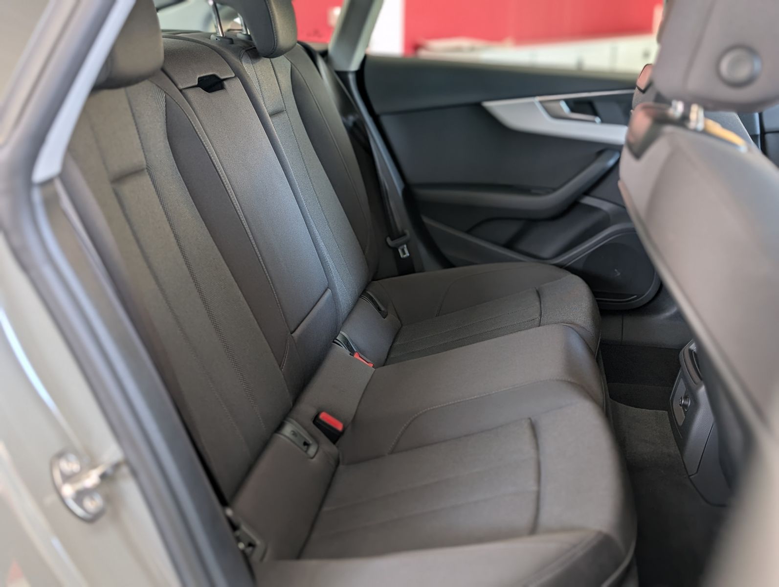 Fahrzeugabbildung Audi A5 50 TDI quattro S-Line LED TEMP QUANTUM-GRAU