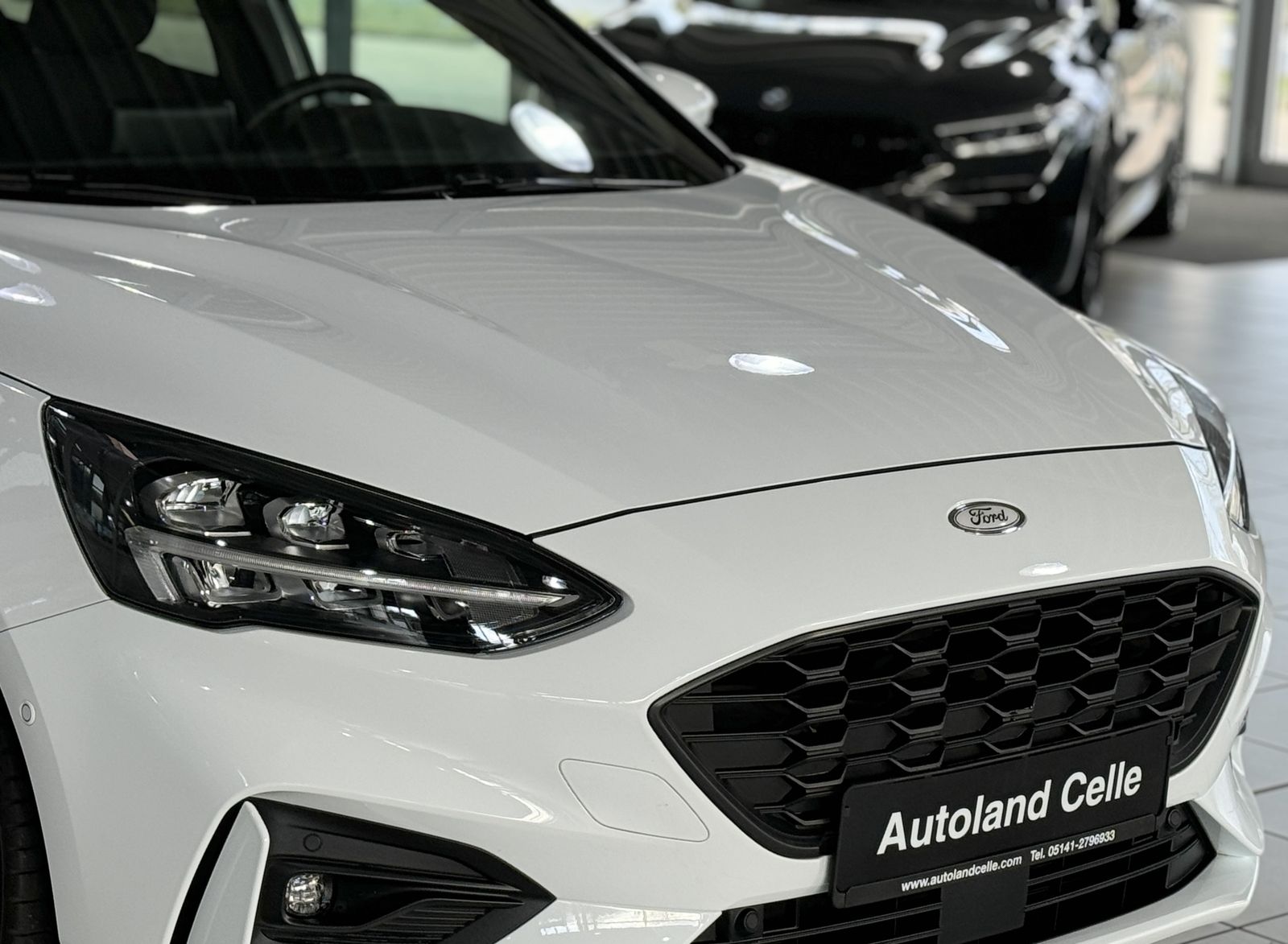 Fahrzeugabbildung Ford Focus ST-Line Kamera Navi Lenkrhzg Alarm