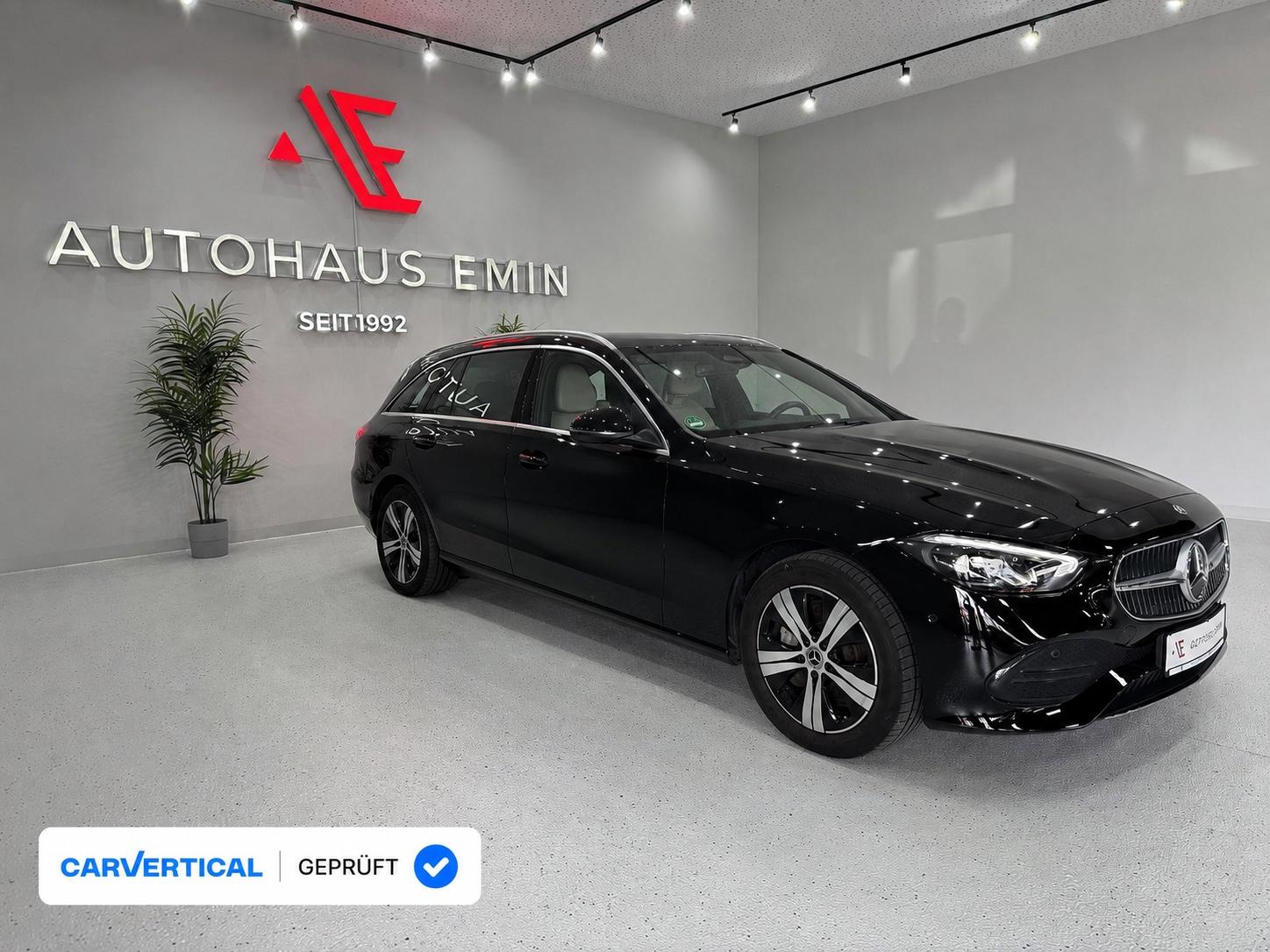 Mercedes-Benz C 300e T-Modell *1.HAND,AMBIENTE,LED,KAMERA!*