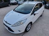 Ford Fiesta 1.4 TDCi 5p. 73.000km - Ford Fiesta aus 2011 mit Diesel-Antrieb