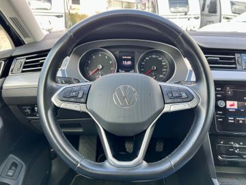 Volkswagen Passat Variant - 12